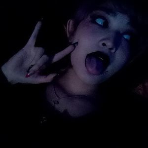 Meet your Posher, Ariana